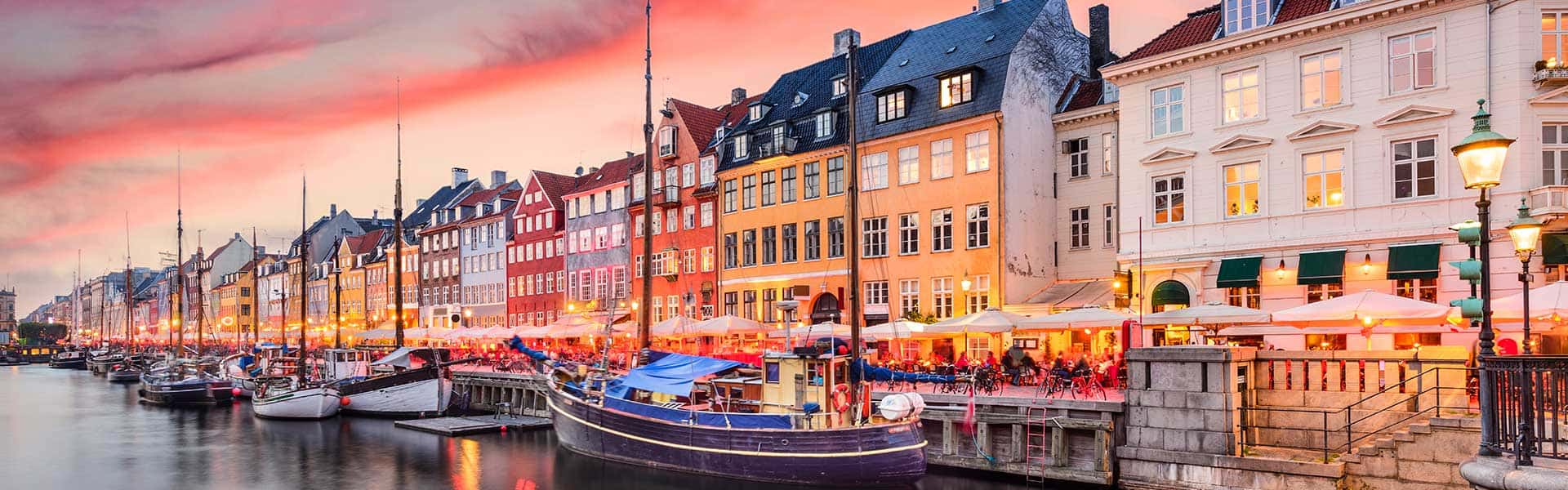 Image de fond qui montre un paysage du pays Danemark