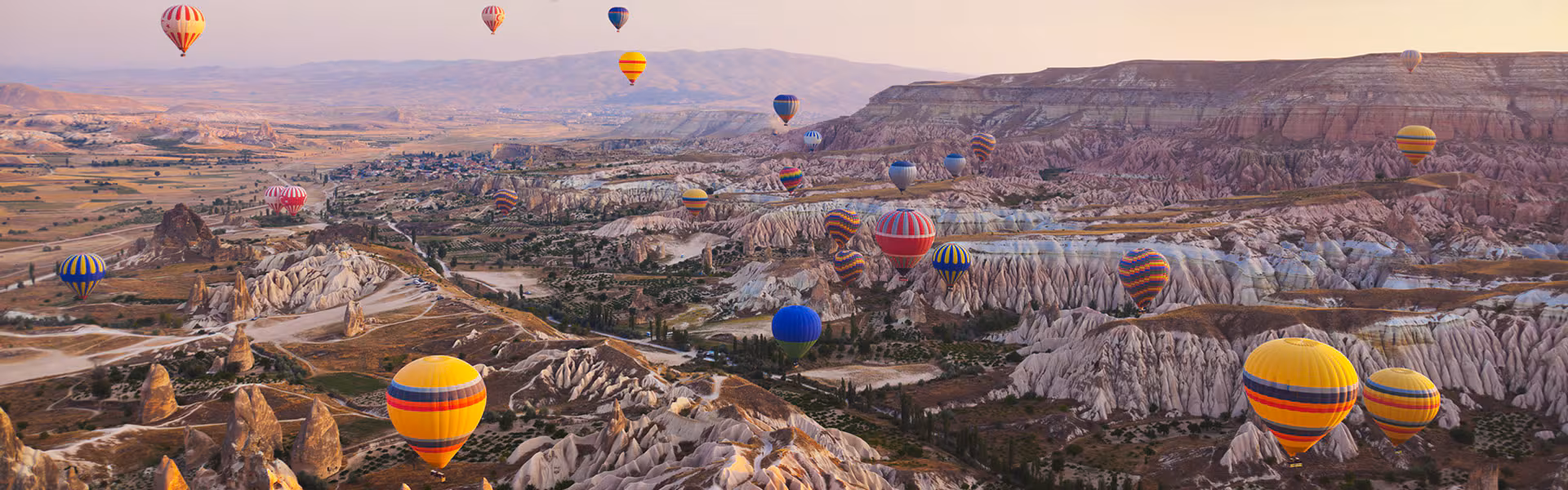 Image de fond qui montre un paysage du pays Turquie