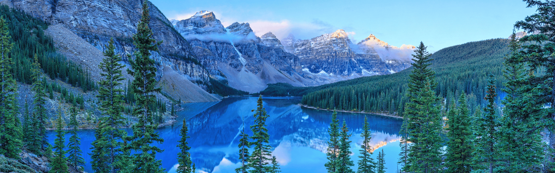 Image de fond qui montre un paysage du pays Canada