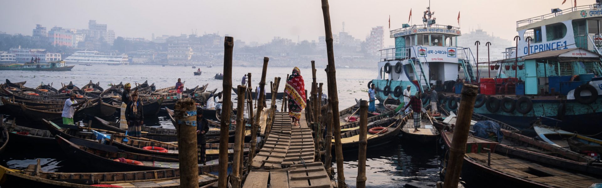 Image de fond qui montre un paysage du pays Bangladesh